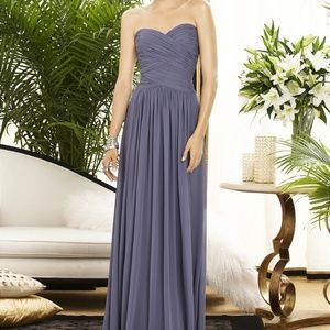 STRAPLESS GOWN